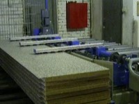 Автоматическая загрузка в линию для постформинга