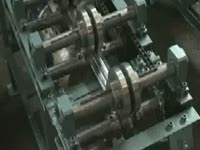 Станок для изготовления шляпного профиля