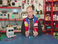 Конденсаторный регулятор напряжения