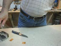 Приспособление для обрезки меламиновой кромки.