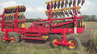 John Deere 8100 + Vaderstad Carrier 650 Sióagárd - Сельскохозяйственная техника