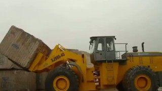 XIAJIN машины-Китай вилочный погрузчик XJ988-40 40 ТОННЫЙ погрузчик загружен полный и превращения corner