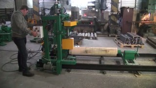 Станок для калибровки бревна с приводом перемещения