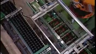 Handling of bottles - KUKA Robot KR 150 - Обзор робототехники