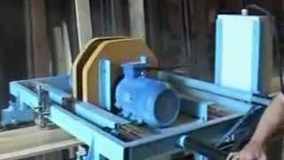 кромленние необрезной доски на станке "Крона-1"