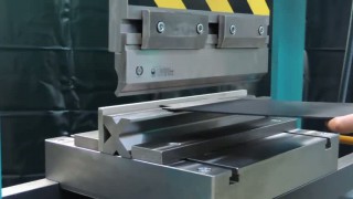 Гидравлический пресс Mecamaq DE-100 с гибочным модулем