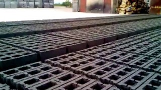 Мобильный самоходный вибпропресс (несушка) SVP-633 от компании Metalika