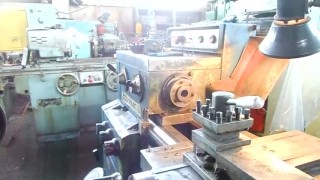 работа токарного станка 1И611П