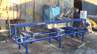 Торцовочный станок проходного типа Стилет ТСП-3 (мультиторцовка) в работе 2