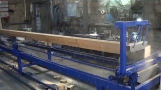 Торцовочный станок проходного типа Стилет ТСП-2 (мультиторцовка) в работе 4