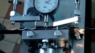 Работа станка BMT100 для развода ленточных пил