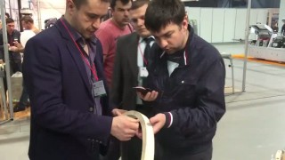 Шлифовальный станок с автоматической подачей LIGA GB-800А на выставке Юмидс