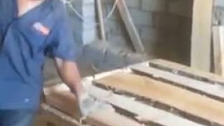 Гвоздезабивной пневмоинструмент барбанного типа Bostitch для 130 мм гвоздя