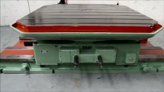 SKODA E20 Поворотный стол