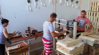 Станок для сшивания каркаса для тарной дощечки