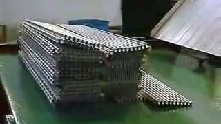 Формовочное оборудование для производства пластин радиатора.