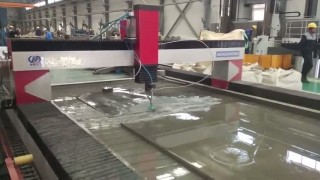 HEAD установка гидроабразивной резки металла с двумя головками