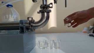 Дозатор для розлива жидких и вязких продуктов полуавтоматический Fillermatic-200