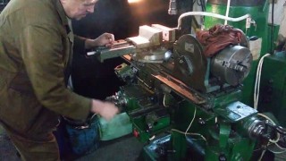 Широкоуниверсальный фрезерный с долбежной головкой М1TR