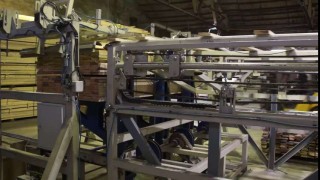 Устройство для формирования штабелей и пакетов с пиломатериалом