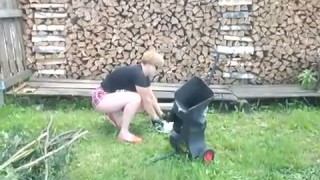 Измельчитель веток и садового мусора "Садовник 300"