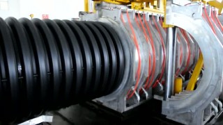 Линия для производства пэ трубы/Экструзионная линия для гофротрубы/Оборудование по производству трубы