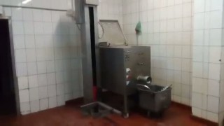 Волчок мясорубка промышленная Kolbe