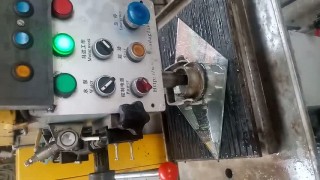 Сверлильный станок для стекла