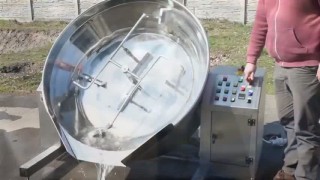 Сковорода опрокидывающаяся с мешалкой