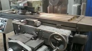 Горизонтально-фрезерный 6Т83Г