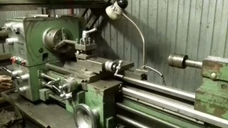 Настольный токарный станок FI-900AG с люнетом