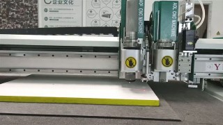 Инструмент Пневматический нож. Резка материала 20 мм толщиной на плоттерном раскройщике AOL