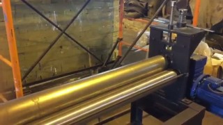 Вальцовочный станок электромеханический трехвалковый RME-1300х2