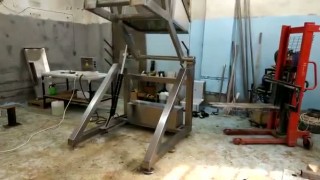 Подъёмник - опрокидыватель гидравлический для биг-боксов