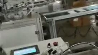 Автоматический припаиватель  ушных резинок к маскам18