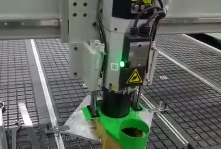 Фрезерный станок с ЧПУ RJ 2030 ATC