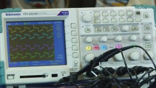 TPS2024В Осциллограф цифровой, 4 канала x 200МГц - Видео Чип и Дип