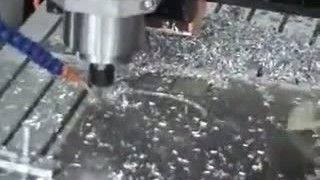 металлообрабатывающий станок с чпу