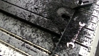 Работа станка с ЧПУ по пластику