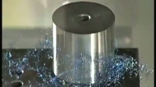 Обточка цапфы на корпусной детали