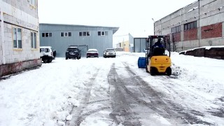 Навесное оборудование на погрузчик. Отвал поворотный. Компания «АлтайСтройМаш»