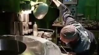 Изготавливаем диск на токарно-карусельном станке.