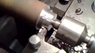 Обработка заготовки на токарном станке