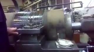 Отрезка на токарном станке.