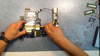 Как разобрать и почистить ноутбук Toshiba satellite L670 (Toshiba satellite L670 disassembly)