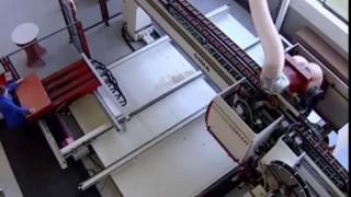 Обрабатывающий центр фирмы IMA BIMA P480 с автоматическими присосками