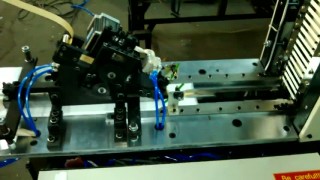 Станок для кассетирования пластиковых палочек