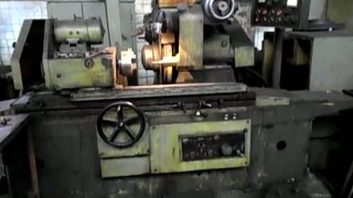 Станок круглошлифовальный универсальный высокой точности 3У131