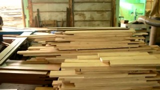 ООО Энергия Термо г. Ставрополь. В цеху продукция- ясень-ТМД из камеры термообработки древесины