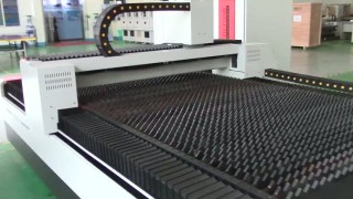 Fiber 500W laser cutting machine